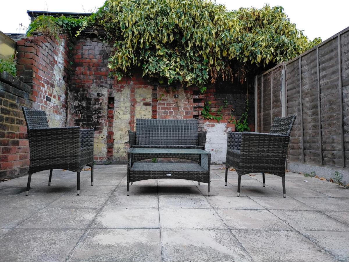 4 Bed Entire House - Heart Of The City - Near Sufc Sheffield Eksteriør billede